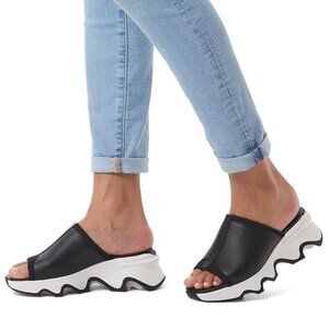 Sorel Women's Kinetic Impact Slide High Sandals - never worn